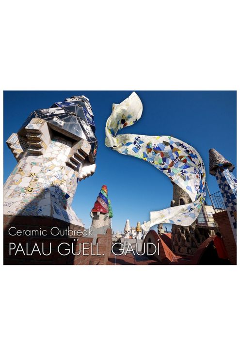 Fulard de seda inspirat en el trencadís de ceràmica del Palau Güell de Gaudí