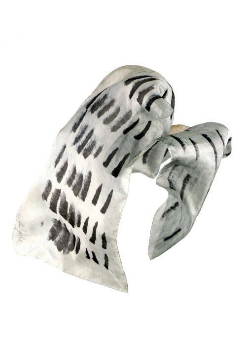 "Camí de llum" fulard de seda natural en negre i blanc