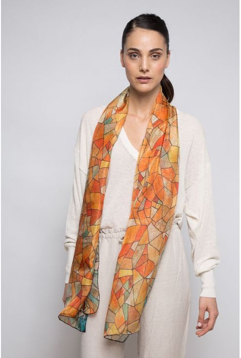 "Heaven and Earth", silk scarf inspired in Gaudí's art. Fall colors on a geometric design.