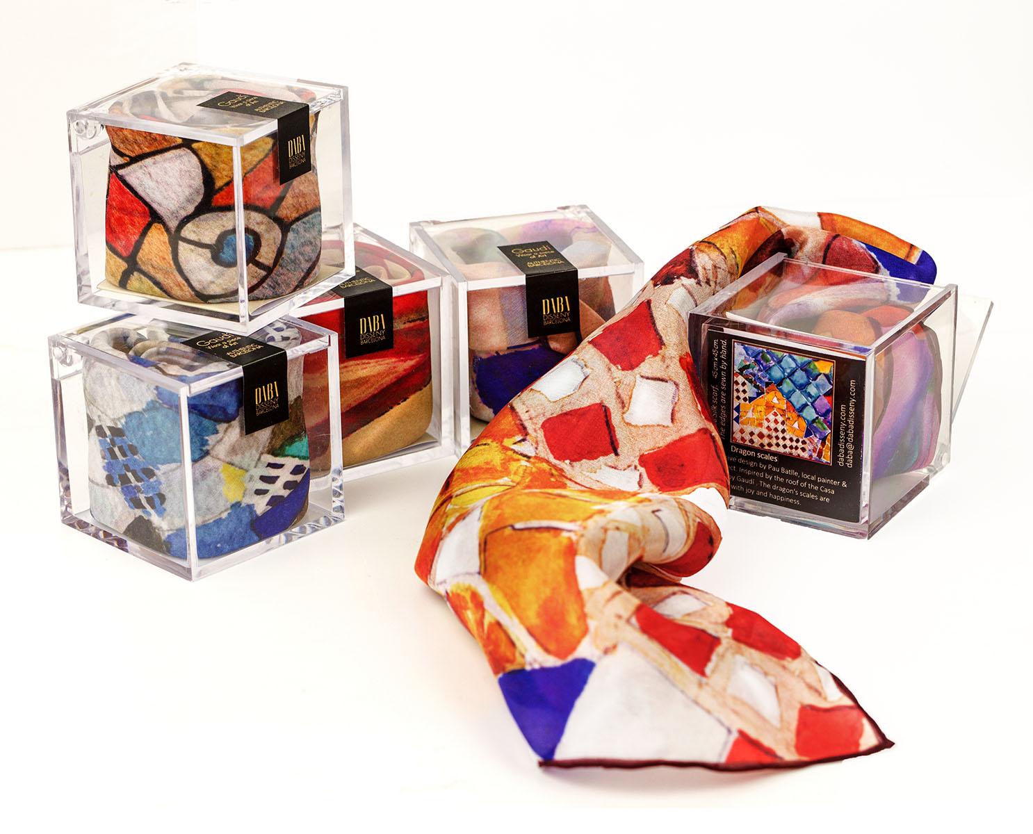 Gift box cube silk scarves Daba Disseny Barcelona